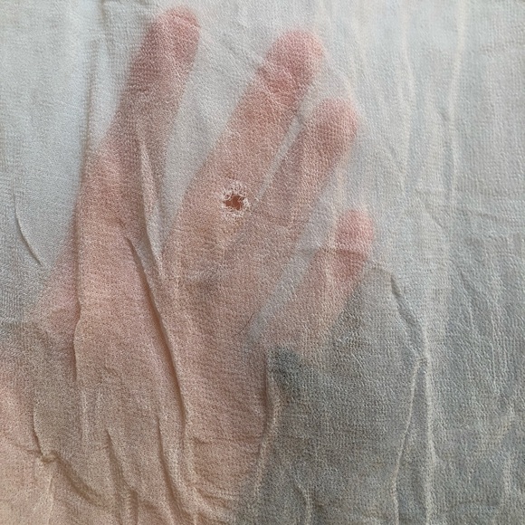 DKNY SHEER SILK TOP - Picture 7 of 8